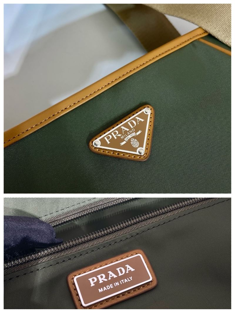 Pra*a tote bags
